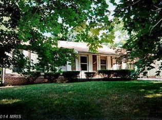 8916 N Westland Dr, Gaithersburg, MD 20877