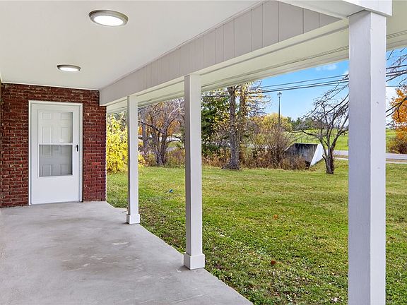 3rd image of 2213 N Triphammer Rd