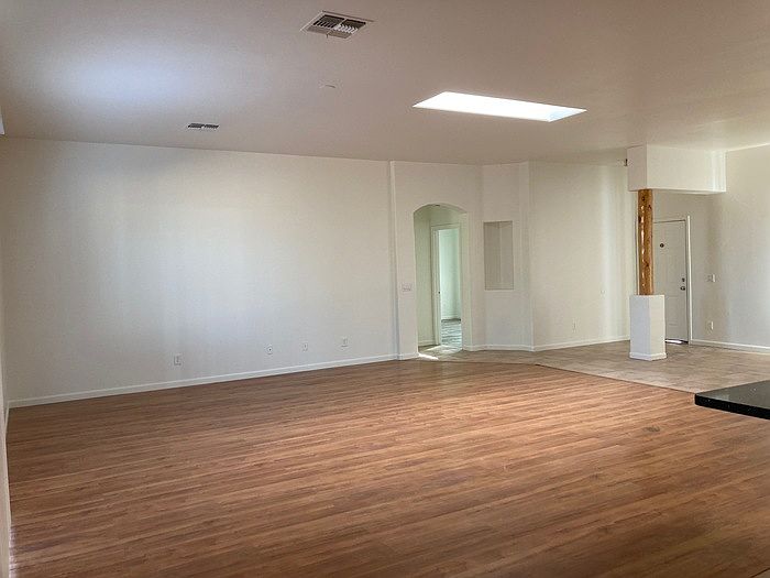 1st image of 30012 W McKinley St