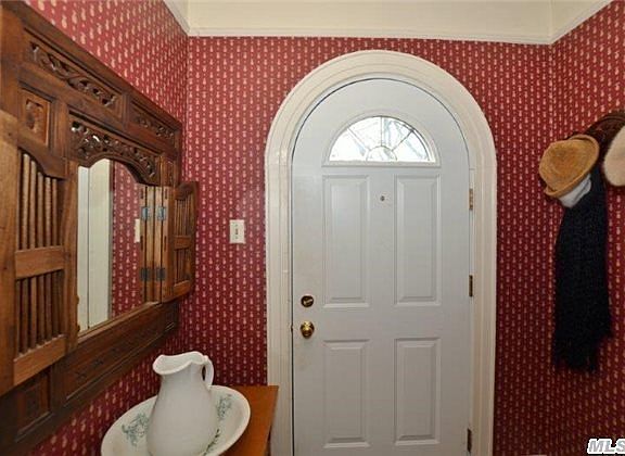 2nd image of 348 Houston Ave
