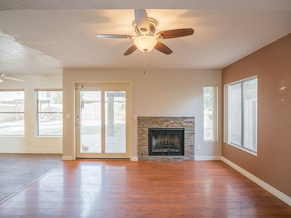 3rd image of 6266 W Cochise Dr