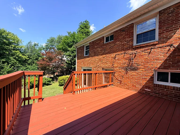 7529 Cayuga Ave — Photo 21
