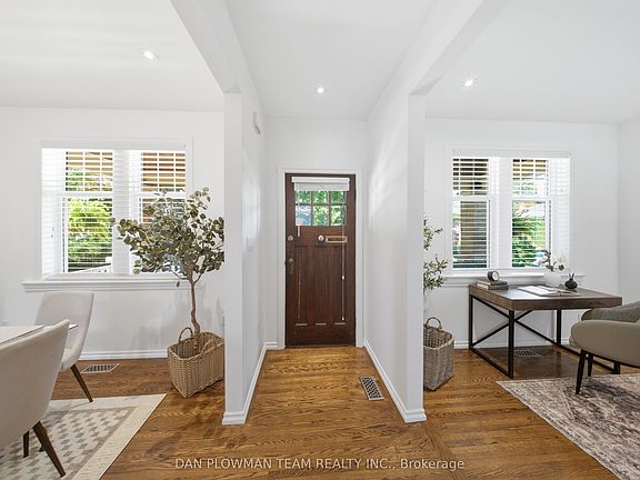4th image of 37 Wellington St