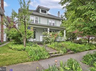 202 E Oak St, Palmyra, PA 17078