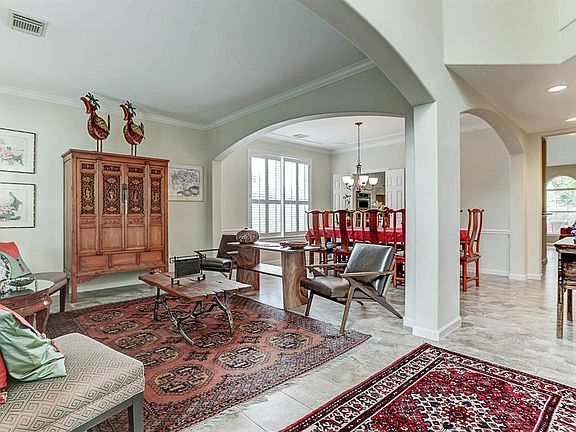 2nd image of 4515 Mimosa Dr