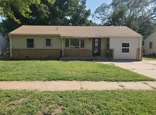 1535 E Luther St, Wichita, KS 67216