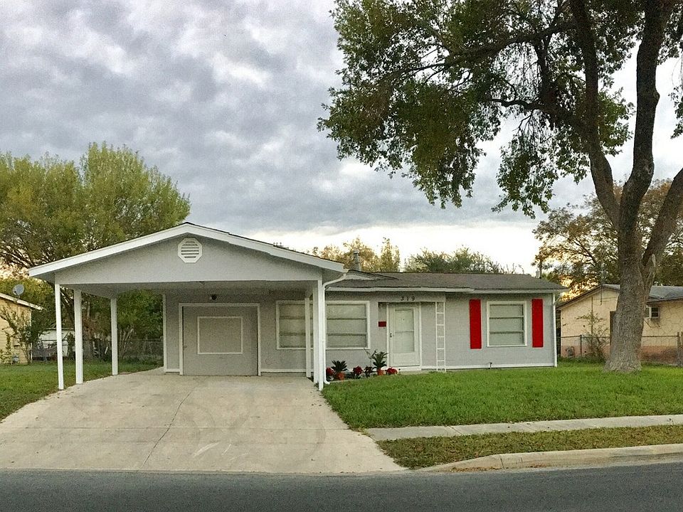 1st image of 319 Storeywood Dr