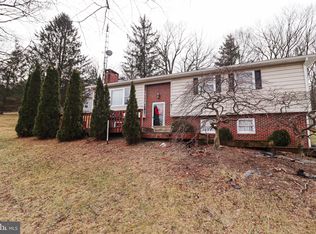 92 Newman Rd, Orrtanna, PA 17353