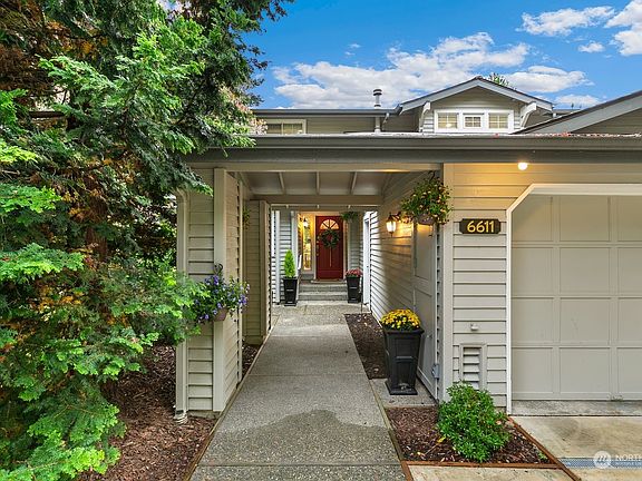2nd image of 6611 114th Avenue SE