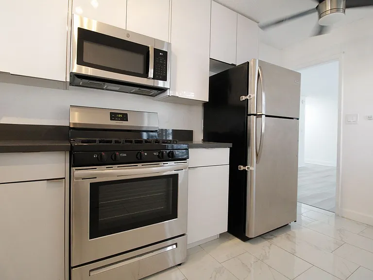Westmont Apartments LLC — Photo 25