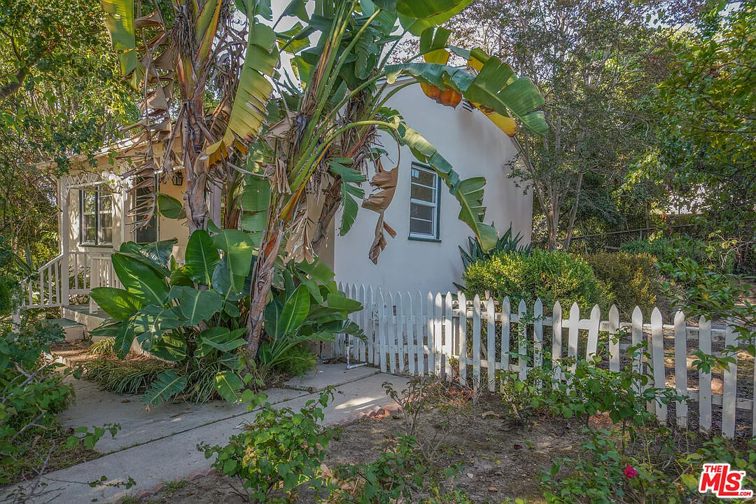 1 bed, 1.0 bath, 630 sqft, $3,000 — Photo 4