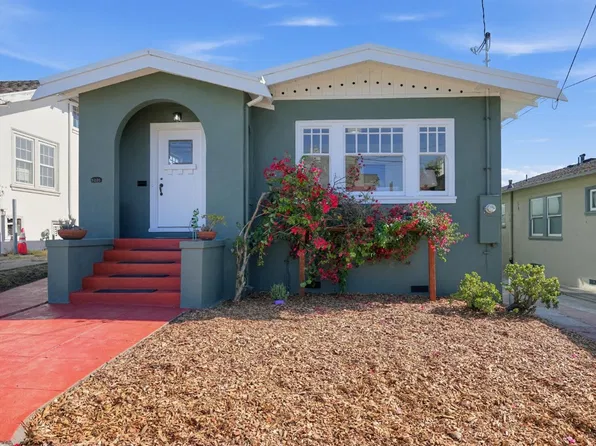 5226 Belvedere St, Oakland, CA 94601