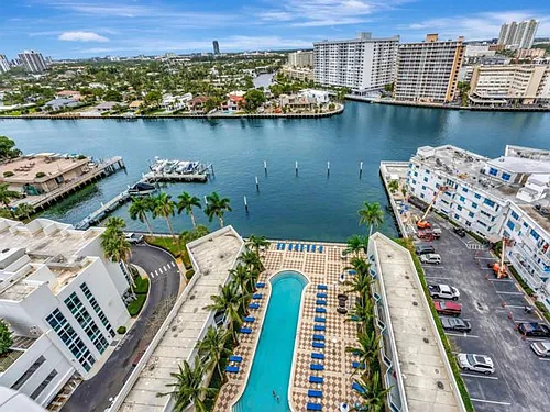 1945 S Ocean Dr #1408 Photo 1