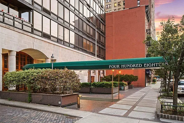 418 East 59th Street #18B in Sutton Place, Manhattan