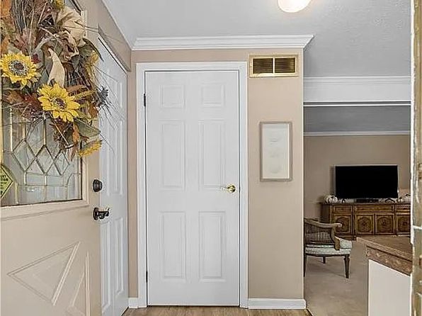 125 Grouse Ct, Venetia, PA 15367