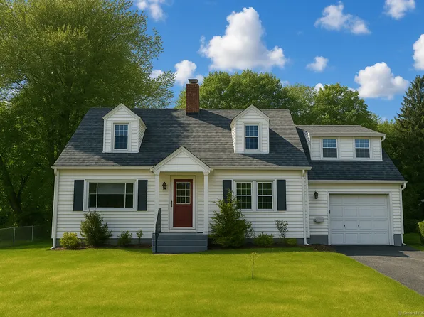 33 Waverly Avenue, Portland, CT 06480