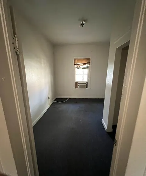 1031 N Florence Ave — Photo 24