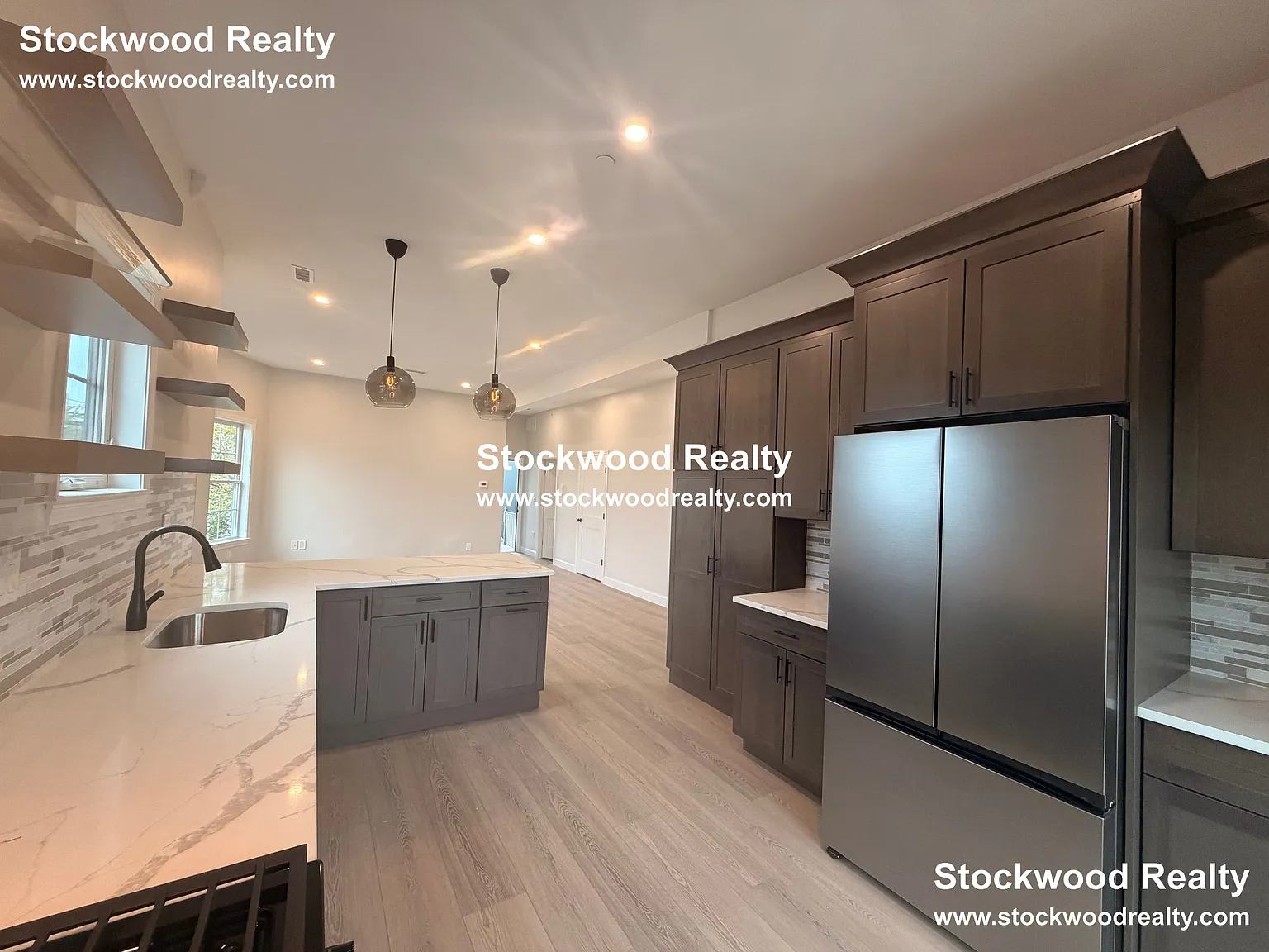 2 bed, 1150 sqft, $3,400 — Photo 2