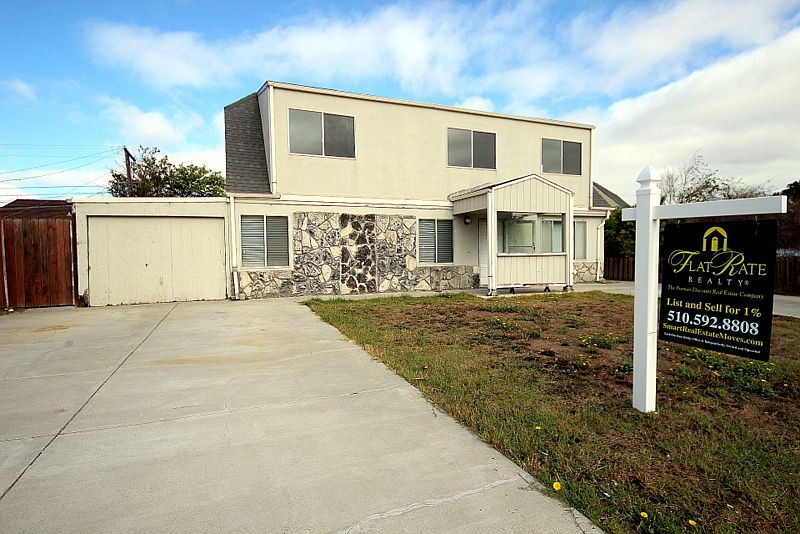 1st image of 134 Francisco Dr