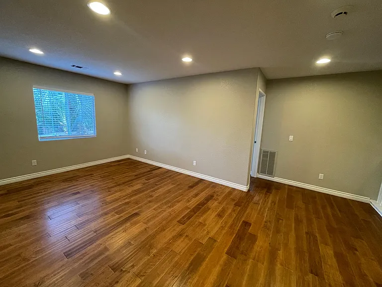 7844 Paseo Tulipero — Photo 12