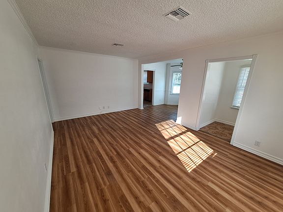 5th image of 1731 N Lincoln St
