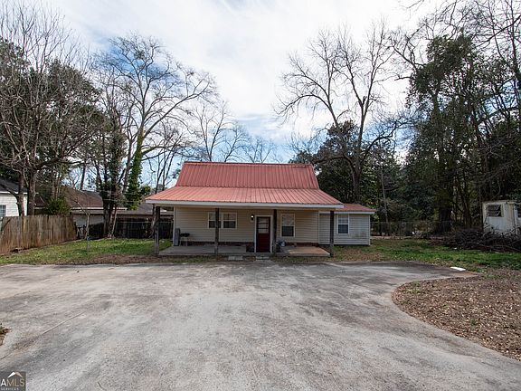 2nd image of 307 3rd Ave