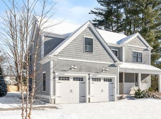 218 Elsinore St, Concord, MA 01742