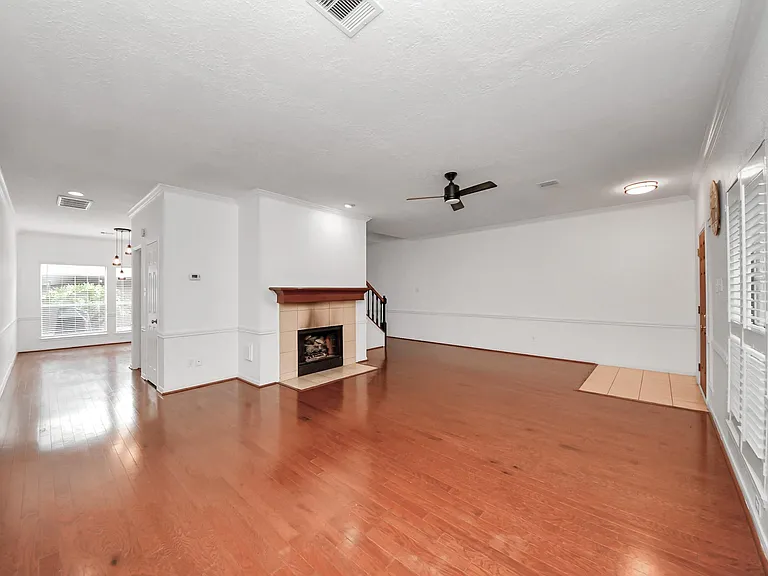 2204 Gemini St — Photo 3