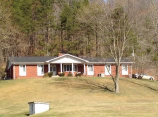 7891 State Route 580, Oil Springs, KY 41238