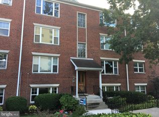 1402 12th St N #S-G4, Arlington, VA 22209
