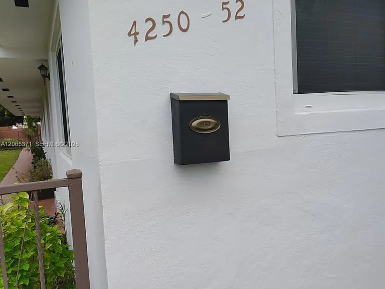 4250 NW 3rd St #4250 — Photo 3