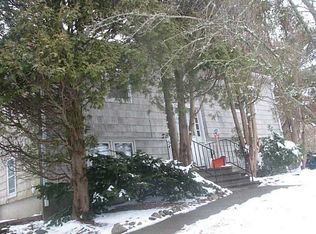 8 Ram Head Rd, Narragansett, RI 02882