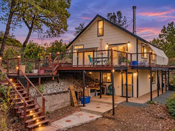 17450 Robinson Rd, Sutter Creek, CA 95685