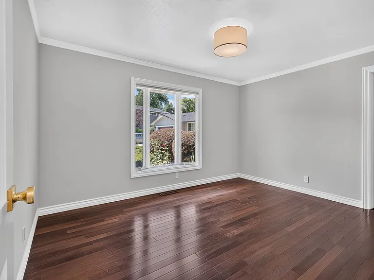 1912 Hannibal Dr — Photo 31