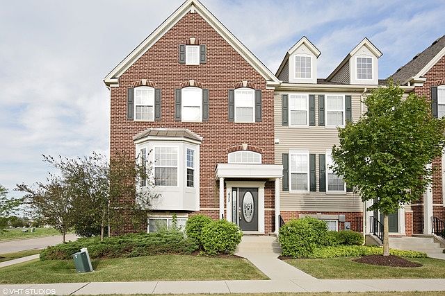 1st image of 435 Town Center Blvd #435