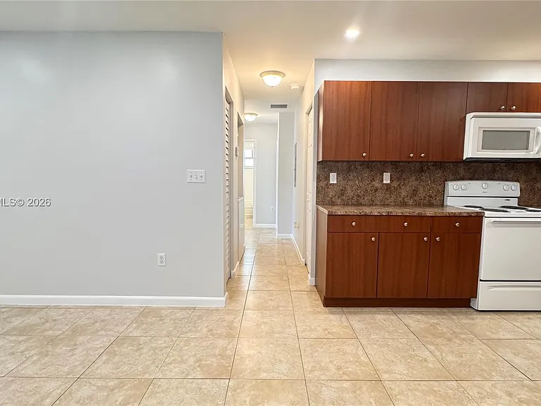 1451 NW 51st Ter #1451 — Photo 5