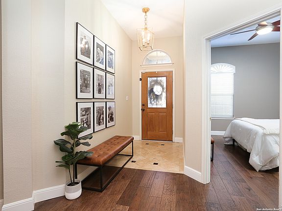 4th image of 21103 PEDREGOSO LN