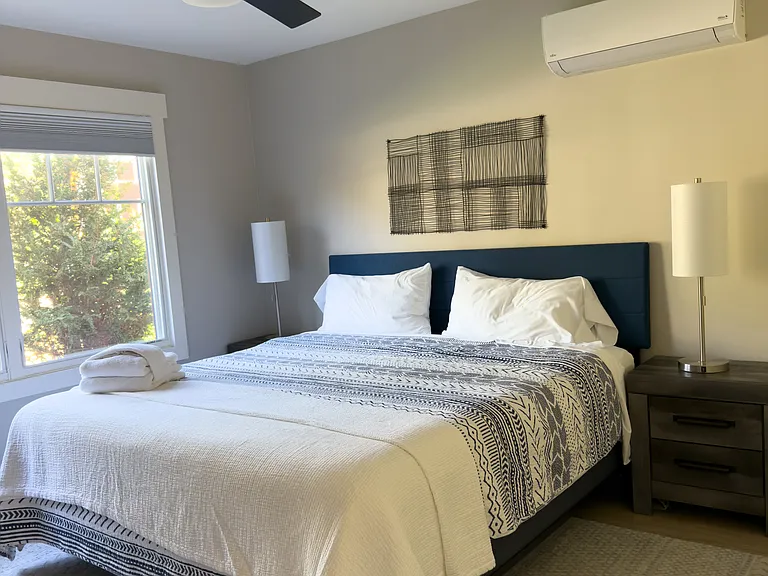 304 Charlotte St #200 — Photo 20
