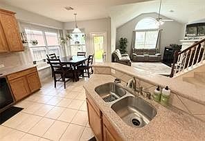 3rd image of 6114 Hollydale Ridge Ln