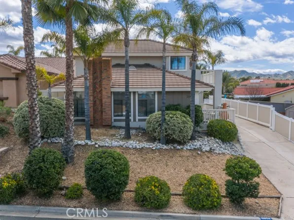 30178 Happy Hunter Dr, Canyon Lake, CA 92587