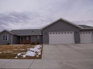 406 Sapphire Ln, Rapid City, SD 57701