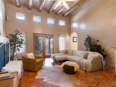 3005 Governor Lindsey Rd, Santa Fe, NM, 87505