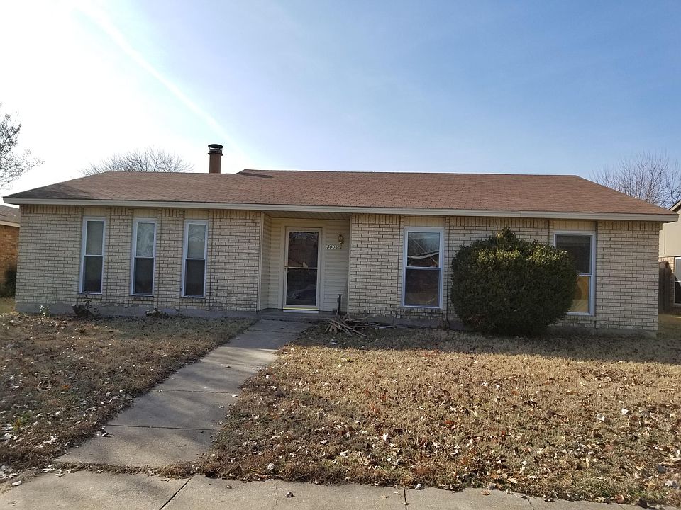 Newer energy star insulated windows.