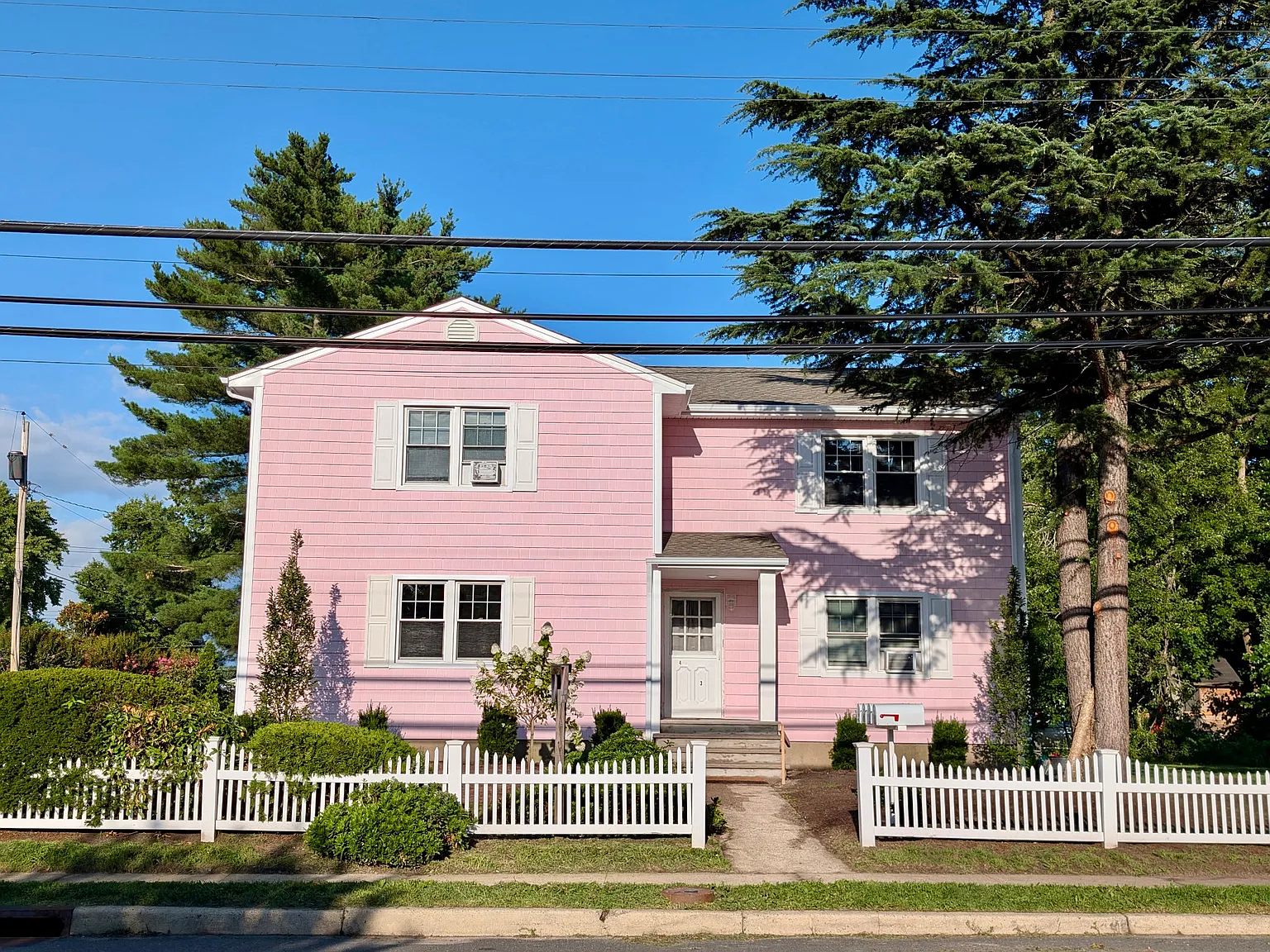2 bed, $2,400 — Photo 2