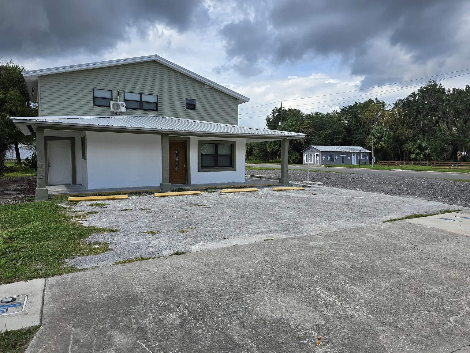1 bed, 750 sqft, $1,050 — Photo 1