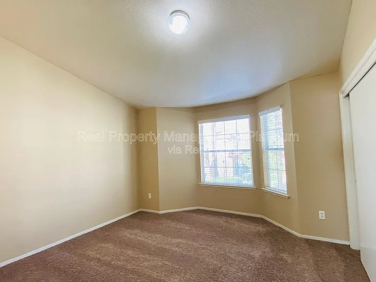 8153 N Cedar Ave #212 — Photo 7