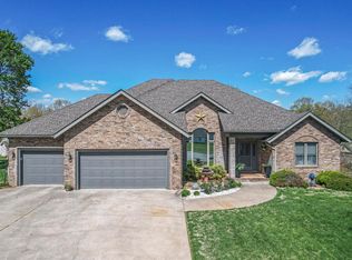 142 Oxford Ln, Branson, MO 65616