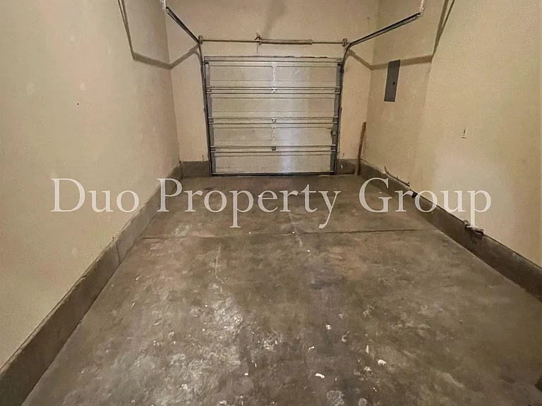 611 S 41st Ct — Photo 18