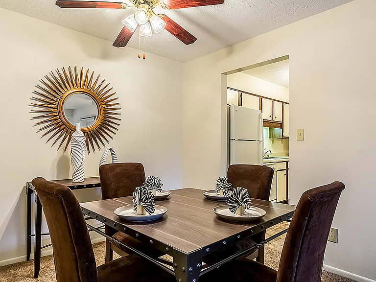 Devon - Dining Room