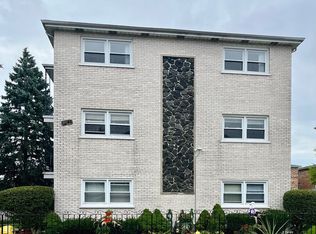 1601 Downs Dr APT 3S, Calumet City, IL 60409